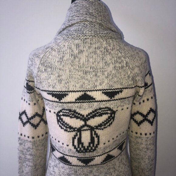 Aritzia TNA Sea to Sky Cowichan Zip Cardigan Sweater in 100% Lambswool Size S - Picture 5 of 16